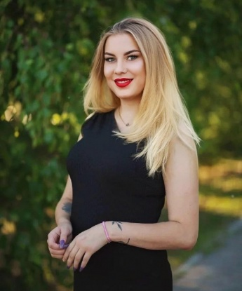 Я знаю, как доставить настоящее удовольствие и исполнить все твои грязные фантазии. У меня красивое тело, мягкая кожа и безграничные возможности удовлетворить тебя. Я живу в Москве и готова сделать твой приезд сюда незабываемым. У меня есть отличные отзывы и фото, чтобы ты мог убедиться в моей красоте и искусстве. Стань моим и я покажу тебе рай на земле! 😉🌟💋 #Москва #Москвы #вМоскве Регина